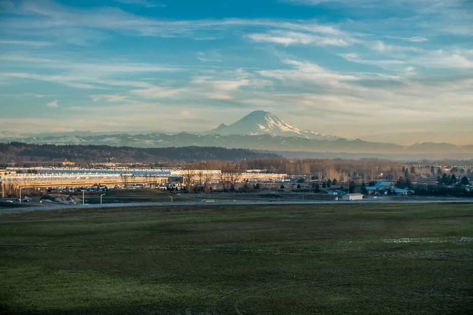 Mount Rainier over the Kent Valley
