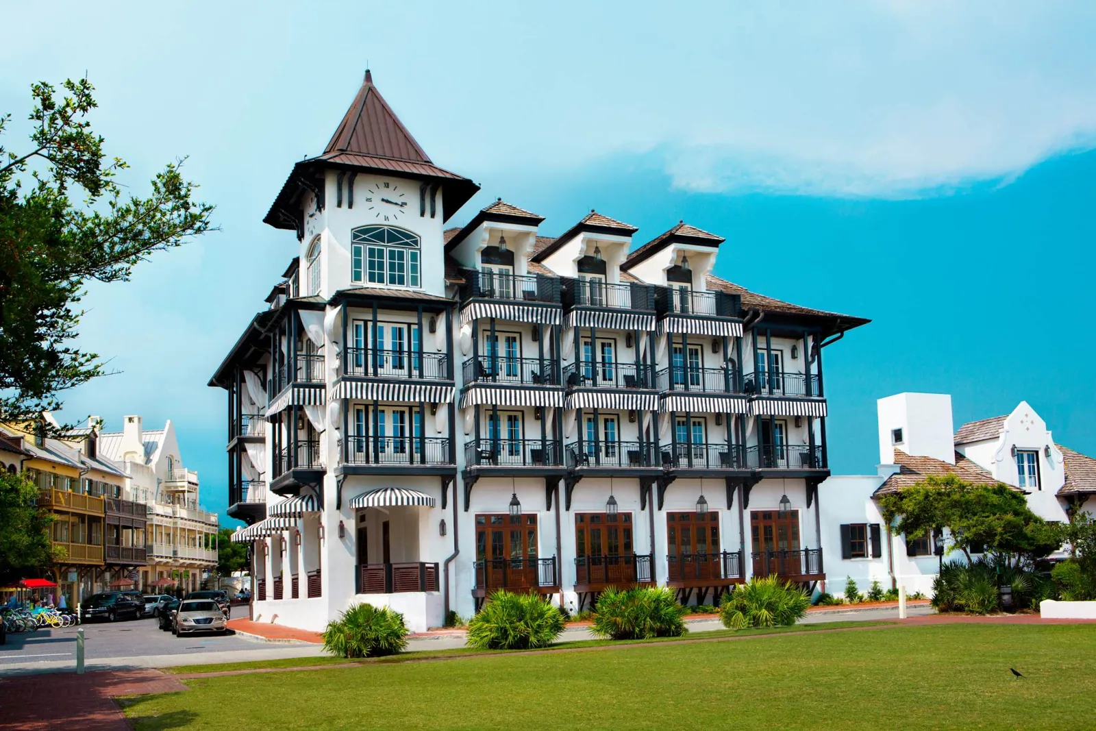 Commercial Roofing for Hospitality Groups in Kent, WA